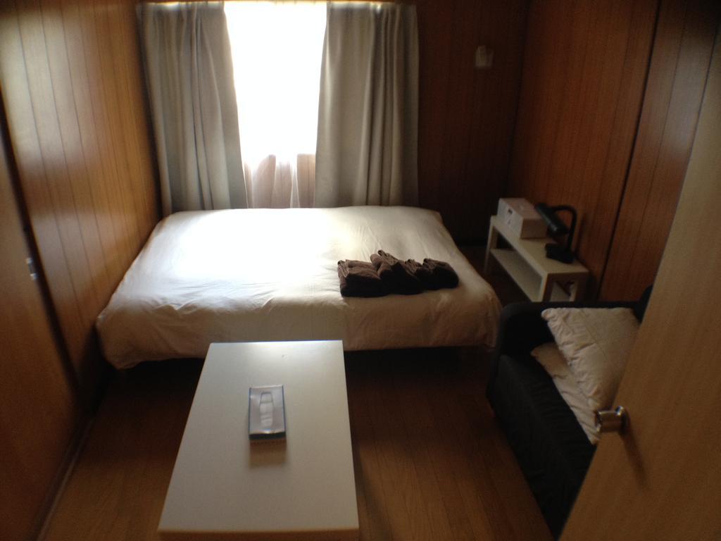 Family Resort Apartment Funabashi Esterno foto